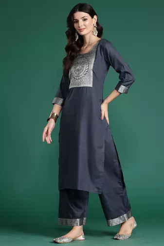 Grey floral printed straight kurta with trouser and dupatta
