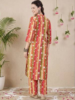 Red women printed cotton kurta with palazzos 4