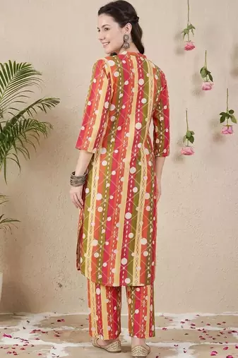 Red women printed regular pure cotton kurta with palazzos