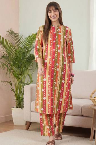Multicolor women ethnic motifs printed regular kurta with palazzos
