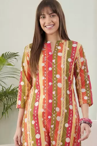 Multicolor women ethnic motifs printed regular kurta with palazzos