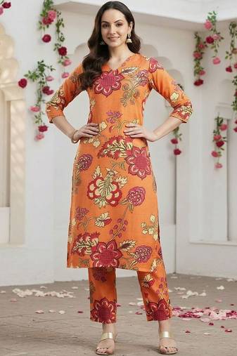 Orange women floral printed regular kurta with trousers