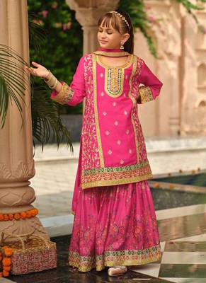 Pink chinon with embroidery 2