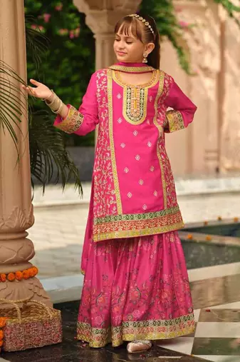 Pink chinon with embroidery