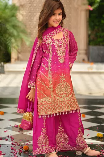 Pink chinon with embroidery