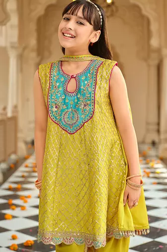 Green chinon with embroidery