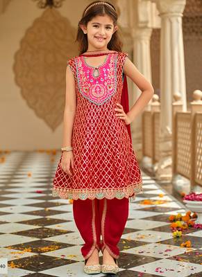 Red chinon with embroidery 1