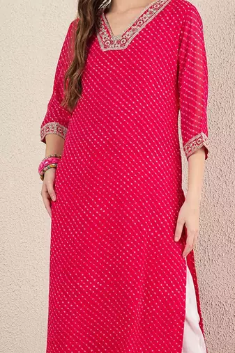 Pink women leheriya printed thread work straight kurta
