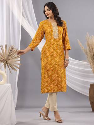 Mustard women bandhani embroidered round neck sequinned kurta 4