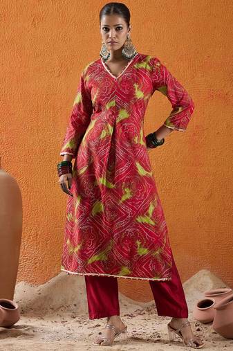 Red bandhani printed v neck gotta patti pure cotton straight kurta