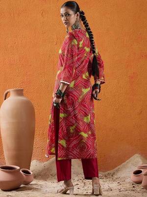 Red bandhani printed v neck gotta patti cotton straight kurta 3