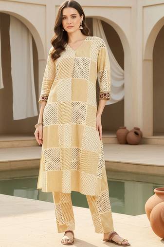 Beige women printed pleated pure cotton kurta with trousers