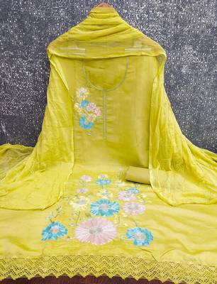 Green color smart and budgeted roman silk suit 3