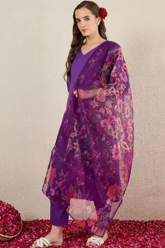 Purple women floral regular kurta with trousers & with dupatta