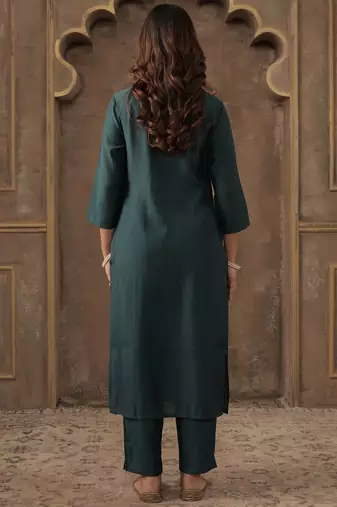 Teal ethnic motifs yoke design v-neck thread work straight kurta with trousers