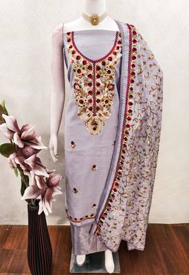 Lavender color smart and ethnic roman silk fabric salwar kameez 3