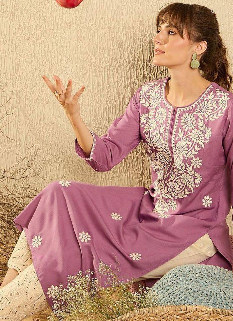 Lavender women paisley embroidered thread work pastels kurta