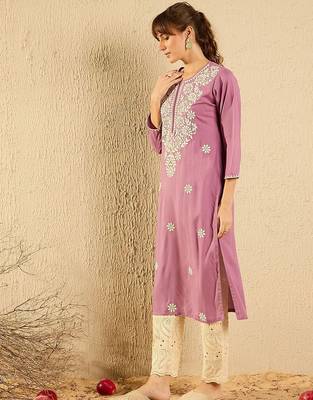 Lavender women paisley embroidered thread work pastels kurta 5