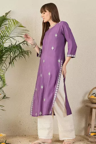 Purple floral embroidered thread work round neck straight kurta