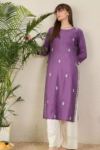 Purple floral embroidered thread work round neck straight kurta