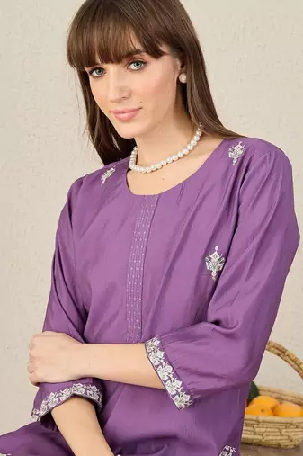 Purple women ethnic motifs embroidered sequinned kurta