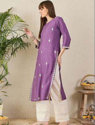 Purple women ethnic motifs embroidered sequinned kurta 3