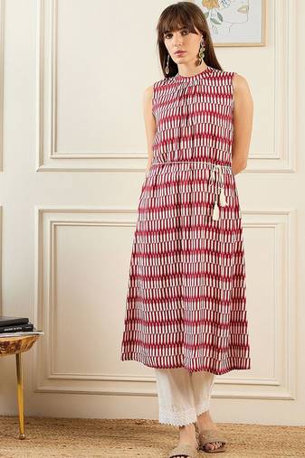 Red geometric printed  a-line kurta