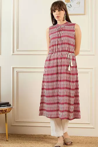 Red geometric printed  a-line kurta