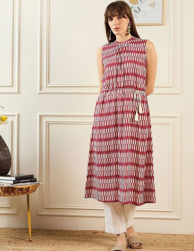 Red geometric printed round neck a-line kurta