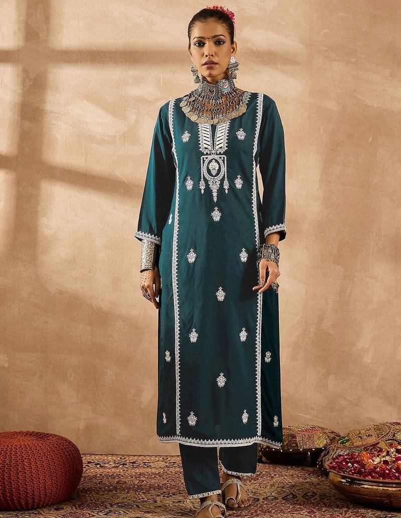 Teal ethnic motifs embroidered notch neck thread work straight kurta
