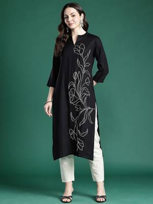 Black floral embroidered thread work floral kurta 5