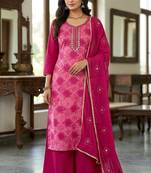 Magenta color smart and beautiful partywear salwar kameez