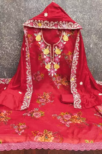 Red color smart beautiful ethnic salwar kameez for ceremonial looks