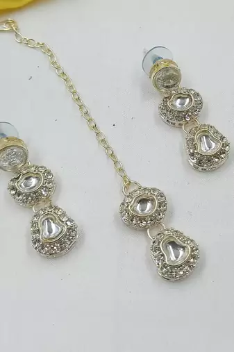 White necklace set with earrings & maang tikka | kundan & agate stone | lekar gold plating