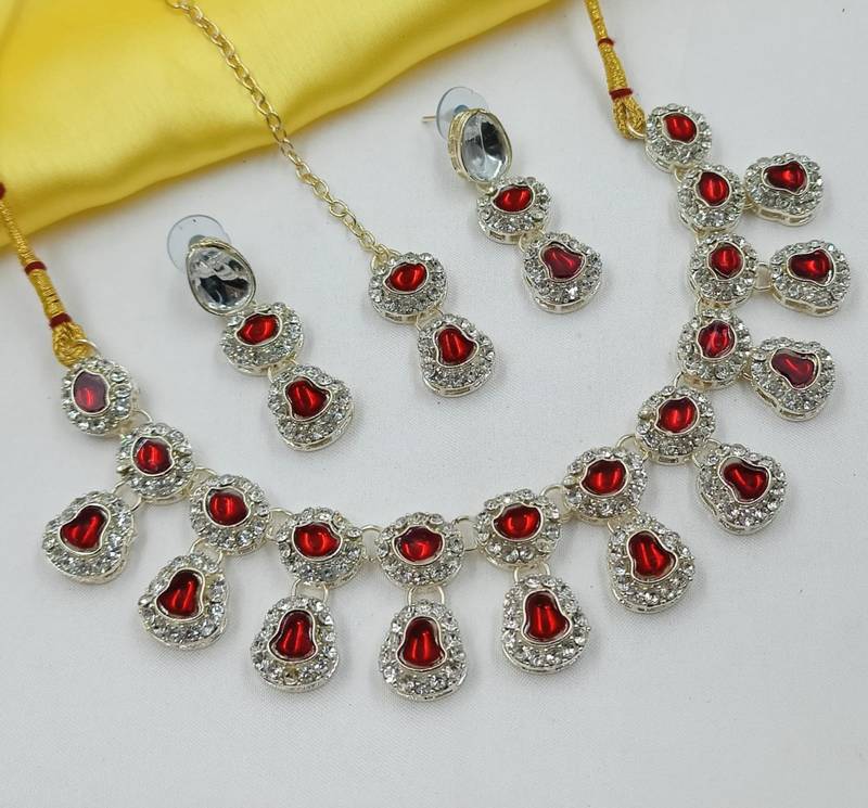 Maroon necklace set with earrings & maang tikka | kundan & agate stone | lekar gold plating