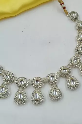 White necklace set with earrings & maang tikka | kundan & agate stone | lekar gold plating