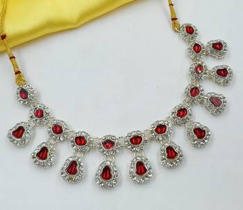 Maroon necklace set with earrings & maang tikka | kundan & agate stone | lekar gold plating 3