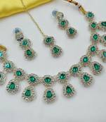 Green necklace set with earrings & maang tikka | kundan & agate stone | lekar gold plating