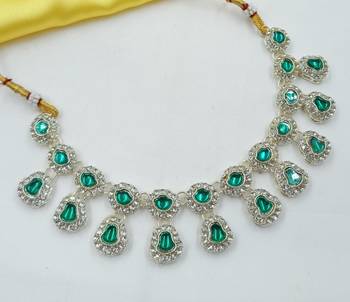 Green necklace set with earrings & maang tikka | kundan & agate stone | lekar gold plating 3