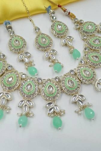 Pista necklace set with earrings & maang tikka | kundan & agate stone | lekar gold plating