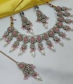 Beby pink color necklace set with earrings & maang tikka | kundan & agate stone | lekar gold plating