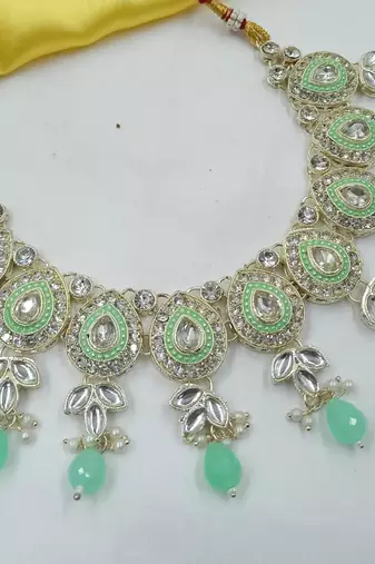 Pista necklace set with earrings & maang tikka | kundan & agate stone | lekar gold plating