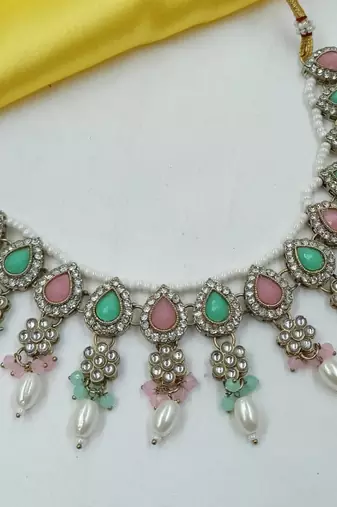 Pink pista color necklace set with earrings & maang tikka | kundan & agate stone | lekar gold plating