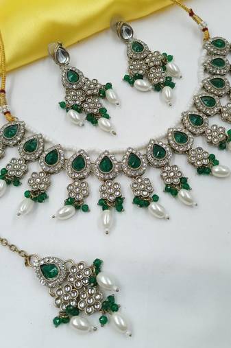 Green color necklace set with earrings & maang tikka | kundan & agate stone | lekar gold plating