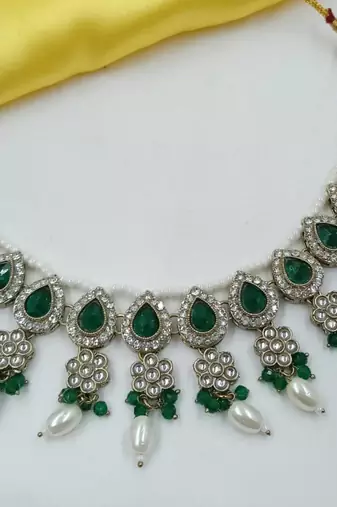 Green color necklace set with earrings & maang tikka | kundan & agate stone | lekar gold plating