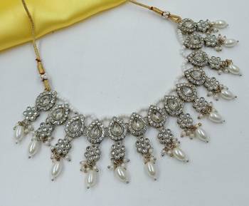 White color necklace set with earrings & maang tikka | kundan & agate stone | lekar gold plating 4