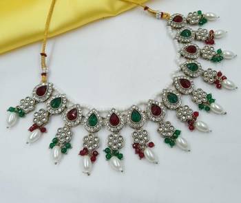 Maroon green color necklace set with earrings & maang tikka | kundan & agate stone | lekar gold plating 3