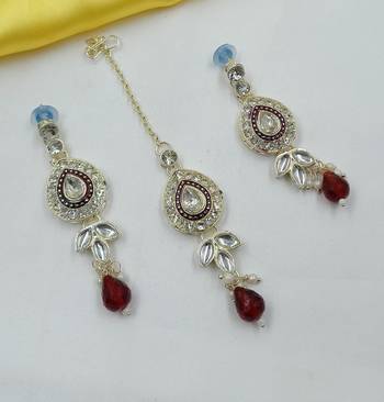 Maroon green set with earrings & maang tikka | kundan & agate stone | lekar gold plating 2