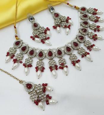 Maroon color necklace set with earrings & maang tikka | kundan & agate stone | lekar gold plating 1