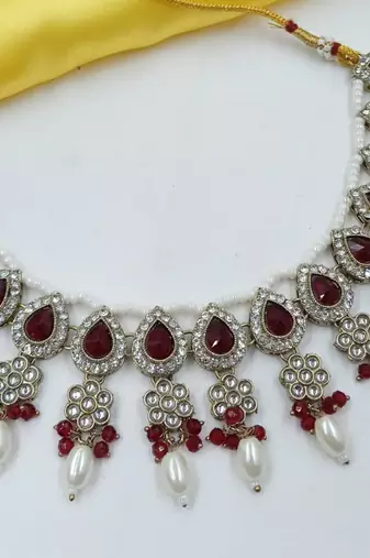 Maroon color necklace set with earrings & maang tikka | kundan & agate stone | lekar gold plating
